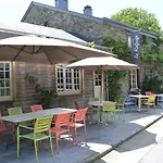 In With Terrace Bièvre